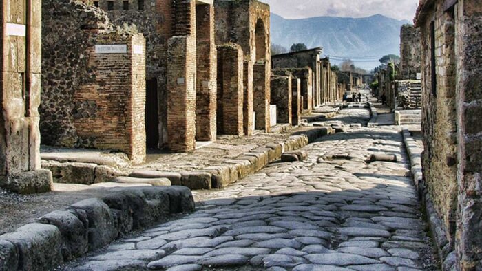 pompei excavation guided tour ruins ticket book campania virtual reality tours ancient and recent